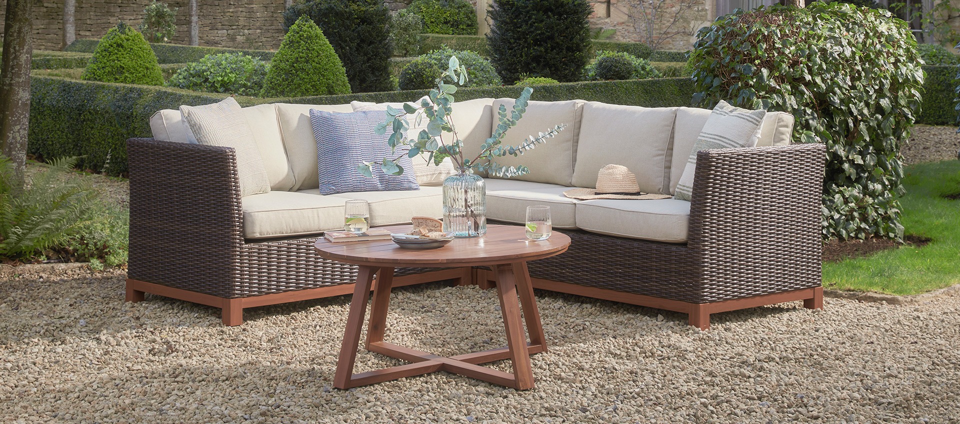 Aston 13C - Corner Sofa Set