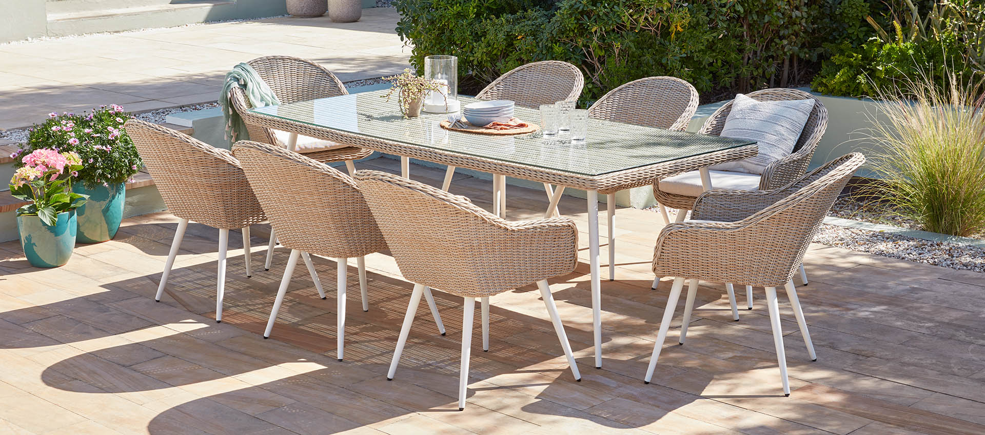 Avebury 8S - 8 Seat Dining Set