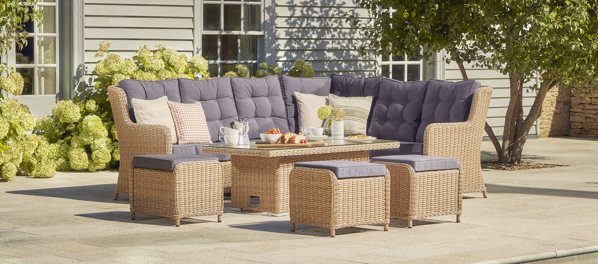 Hampshire 2B - Extended Corner Sofa with Coffee Table & Footstools - Natural