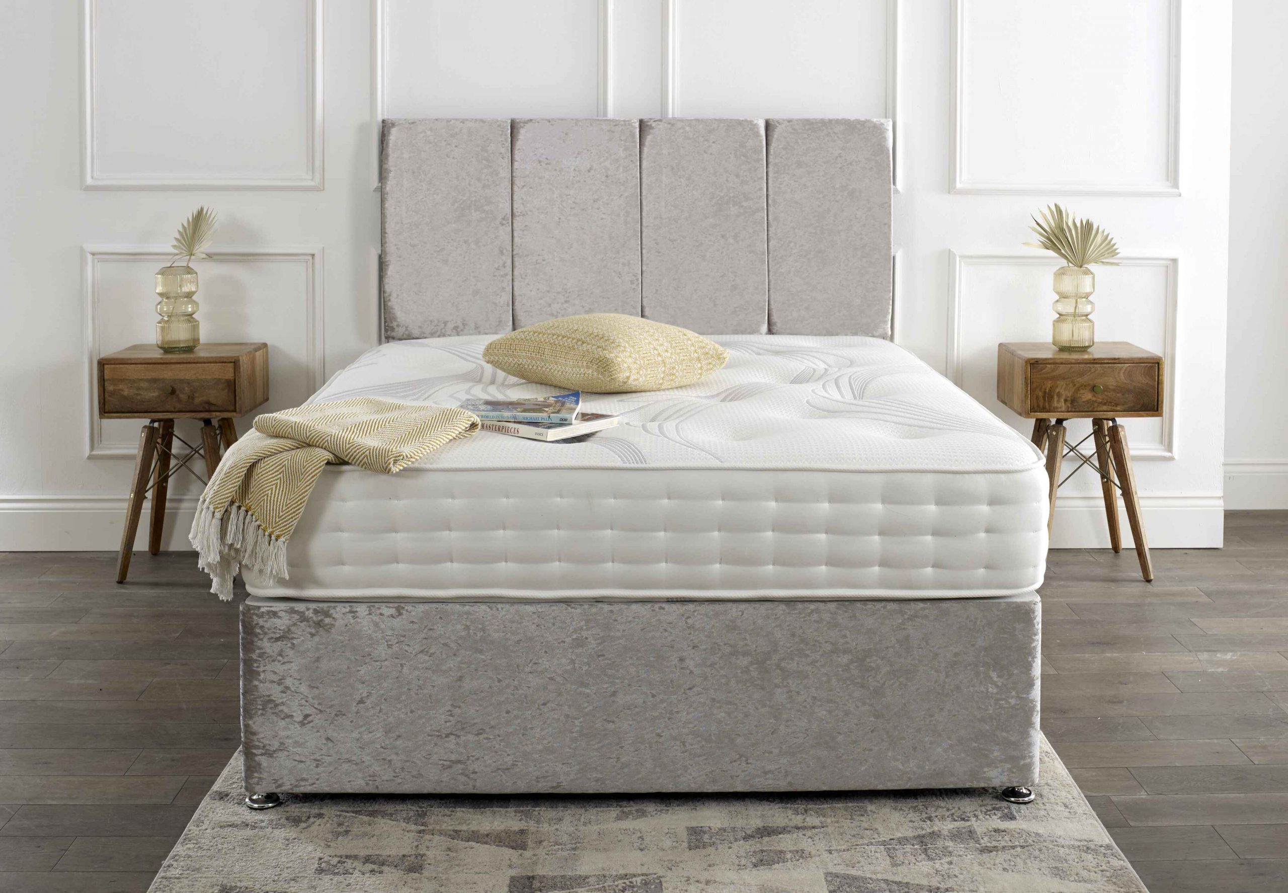 Beds.co.uk Classic Divan Set Upholstered in Crushed Ice Velvet Material ...